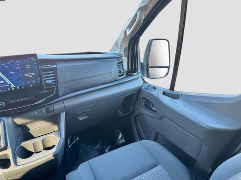 Used 2024 Ford Transit 350 XLT image 22