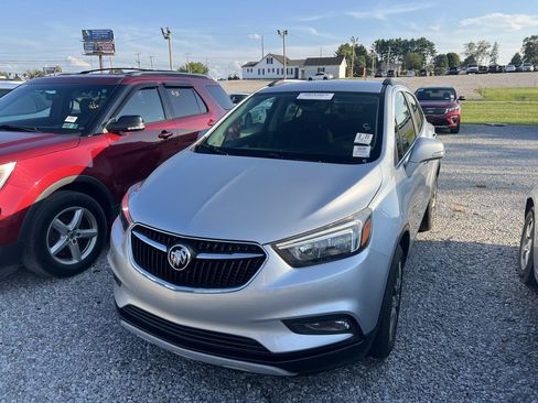 Used 2018 Buick Encore Sport Touring w/ Safety Package FWD image 2