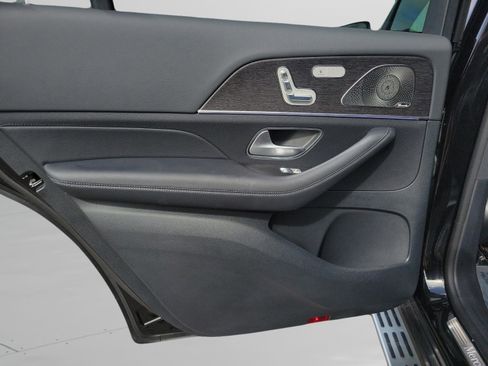Certified 2026 Mercedes-Benz GLS 580 4MATIC image 7