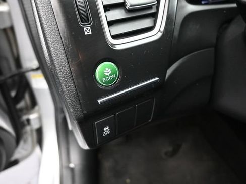 Used 2013 Honda Civic LX image 13