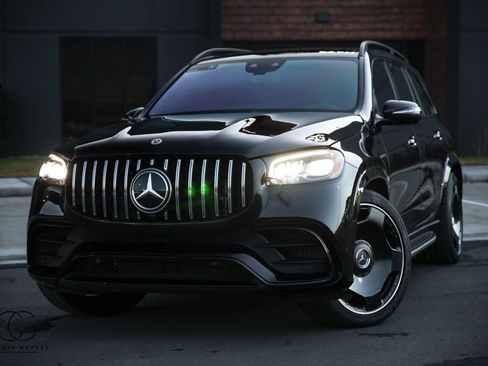 Used 2023 Mercedes-Benz GLS 63 AMG GLS 63 Sport Utility 4D image 3