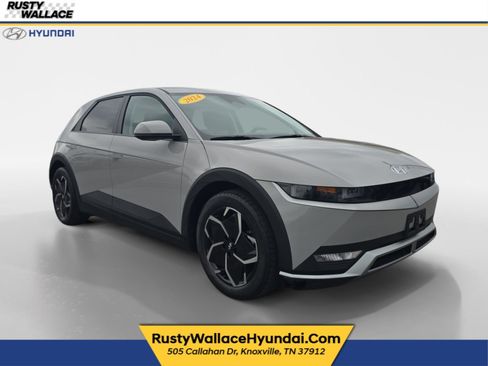 Used 2024 Hyundai Ioniq 5 SEL RWD image 1