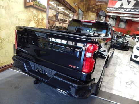 Used 2025 Chevrolet Silverado 1500 RST w/ Convenience Package II image 5