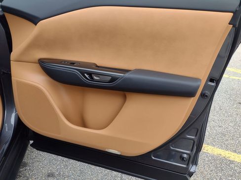 Used 2025 Lexus RZ 450e image 21