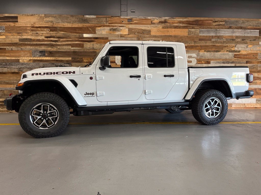 New 2027 Jeep Gladiator Rubicon AWD/4WD image 18