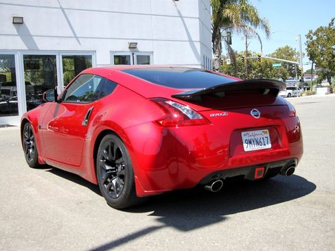 Used 2019 Nissan 370Z Coupe image 6