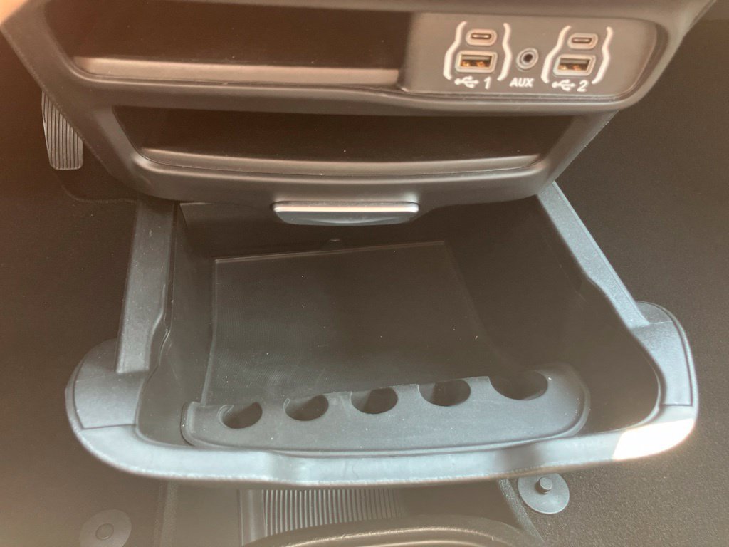 Used 2025 Chrysler Pacifica Select FWD image 19