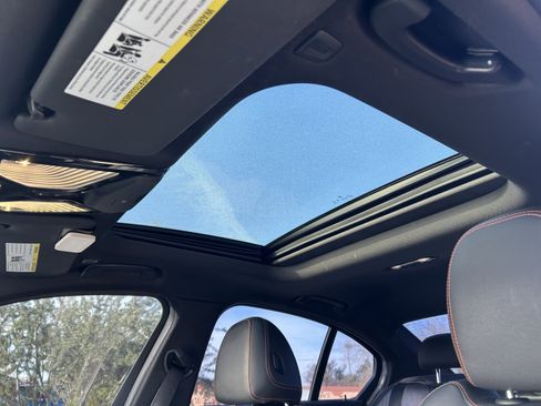 Used 2019 BMW 330i 330i image 12