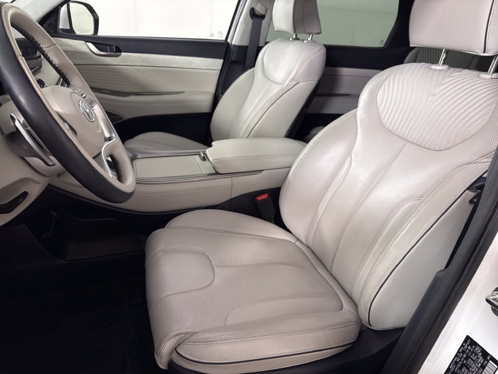 Used 2025 Hyundai Palisade Calligraphy FWD image 13