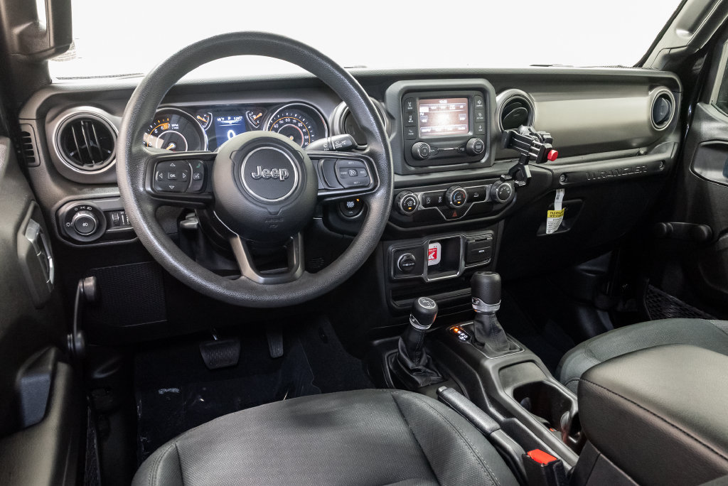 Used 2021 Jeep Wrangler Sport AWD/4WD image 9