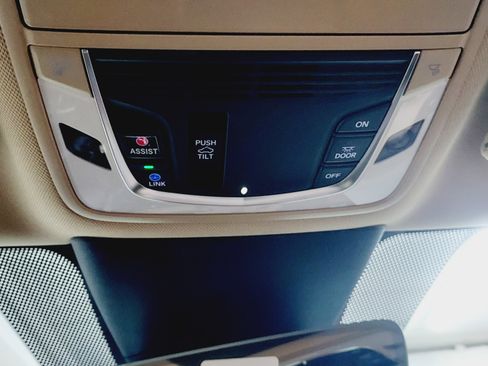 New 2025 Acura TLX w/ Technology Package image 36