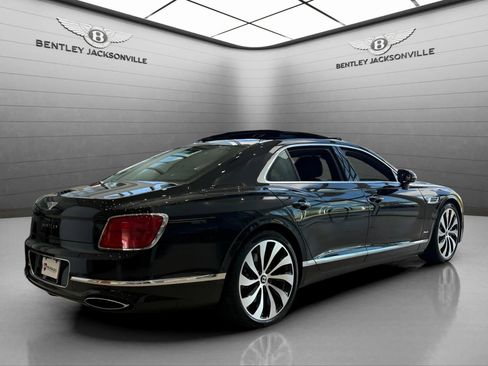 New 2026 Bentley Flying Spur Azure image 8