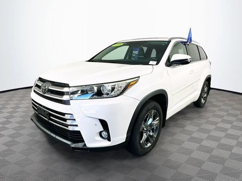 Used 2018 Toyota Highlander Limited Platinum AWD/4WD image 7