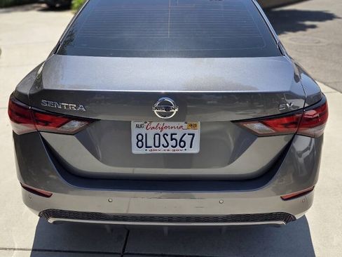 Used 2021 Nissan Sentra SV FWD image 12