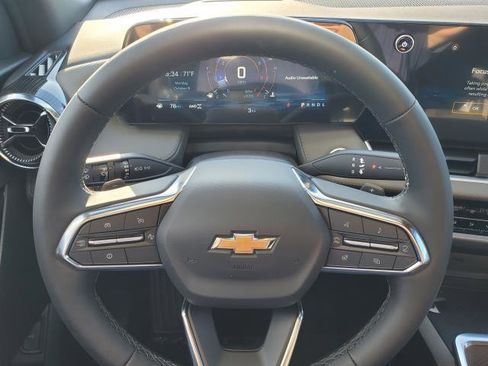 New 2026 Chevrolet Equinox LT w/ Convenience Package II image 10