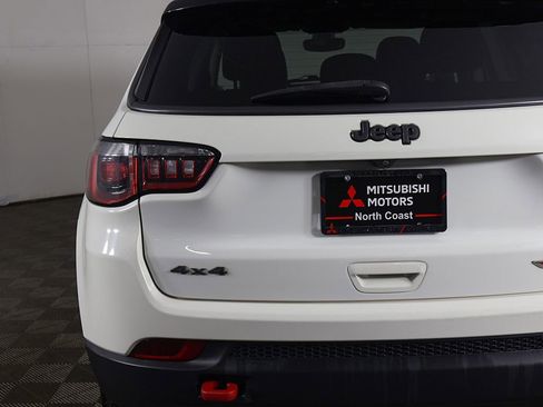 Used 2020 Jeep Compass Trailhawk AWD/4WD image 10