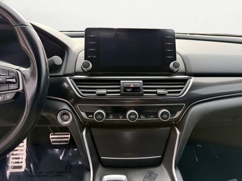Used 2022 Honda Accord Sport image 11
