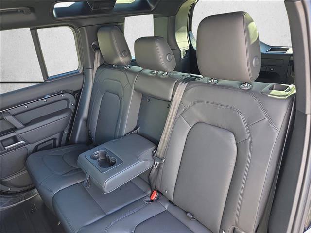 New 2026 Land Rover Defender 110 X-Dynamic SE AWD/4WD image 12