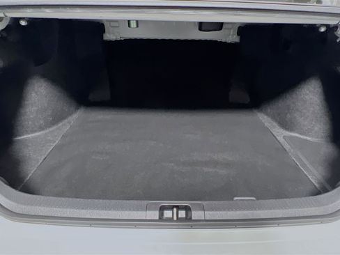 Used 2025 Toyota Camry XLE w/ Premium Plus Package image 34