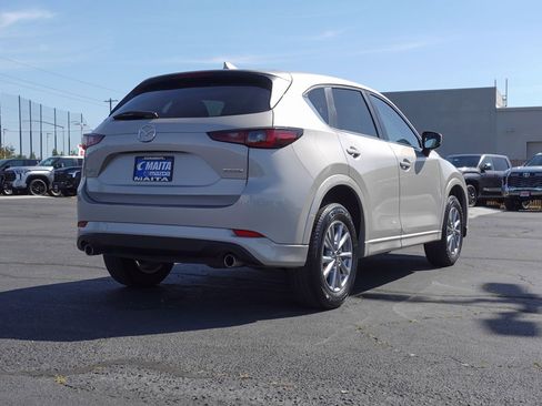 Used 2025 MAZDA CX-5 AWD 2.5 S w/ Preferred Package image 4