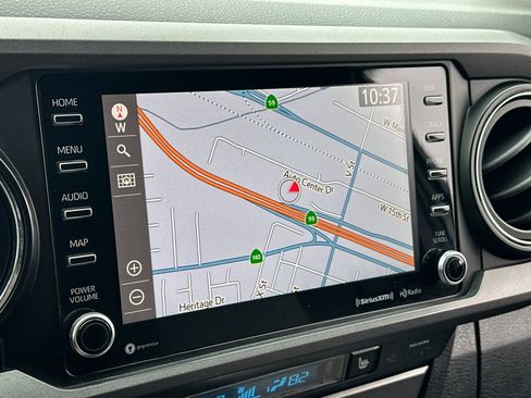 Used 2020 Toyota Tacoma TRD Off-Road image 17