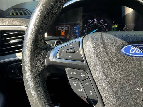 Used 2019 Ford Edge SEL w/ Equipment Group 201A AWD/4WD image 11