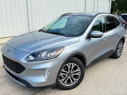 Used 2021 Ford Escape SEL w/ Technology Package FWD image 1