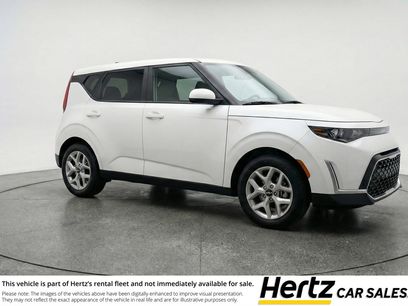 Used 2025 Kia Soul LX w/ LX Technology Package