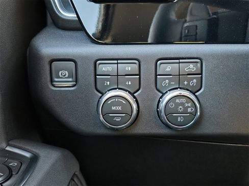 New 2026 GMC Sierra 1500 Elevation w/ Elevation Premium Package image 17
