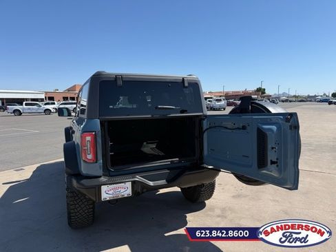 Used 2023 Ford Bronco Badlands AWD/4WD image 10