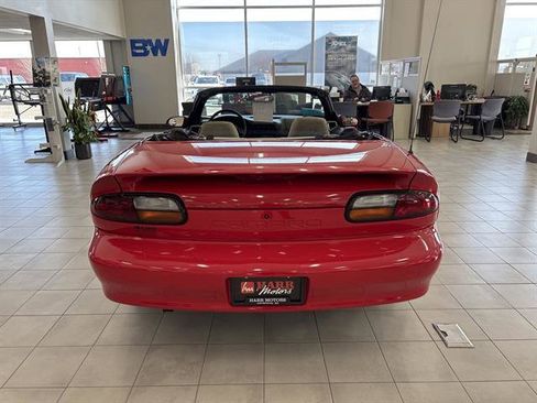 Used 2002 Chevrolet Camaro LT image 3