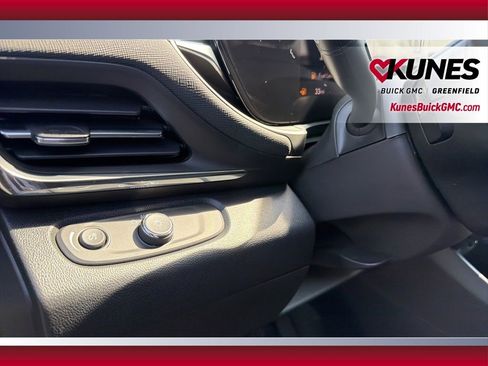 New 2026 Buick Envista Sport Touring w/ Convenience I Package FWD image 17