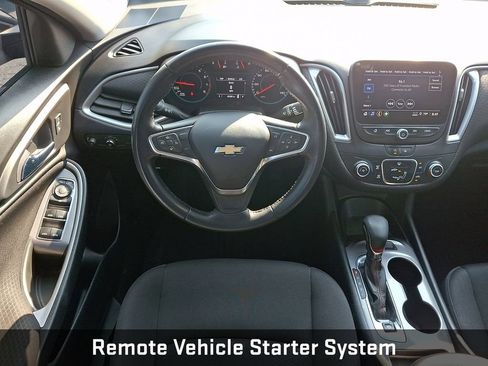 Used 2022 Chevrolet Malibu RS FWD image 14