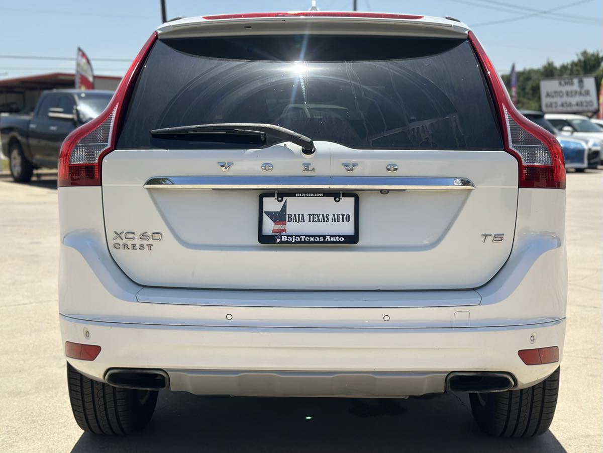 Used 2016 Volvo XC60 T5 Premier w/ Proximity Package FWD image 6