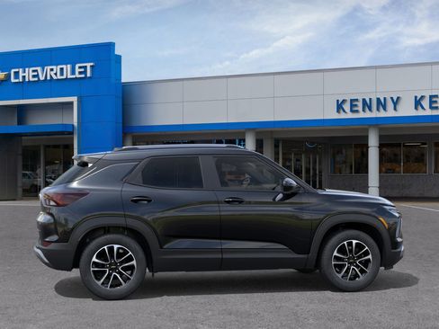 New 2026 Chevrolet TrailBlazer LT w/ Convenience Package AWD/4WD image 5