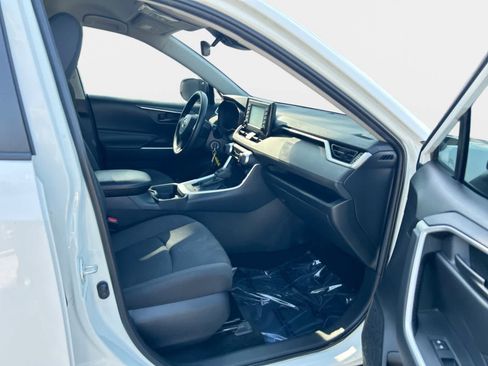 Used 2019 Toyota RAV4 LE w/ All Weather Liner Package AWD/4WD image 14