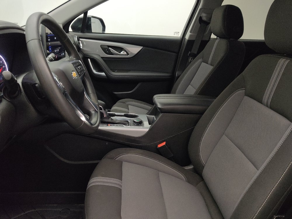 Used 2024 Chevrolet Blazer LT w/ Convenience Package FWD image 17