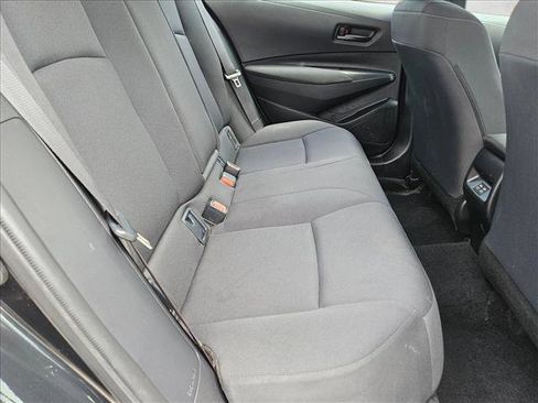 Used 2025 Toyota Corolla LE FWD image 18