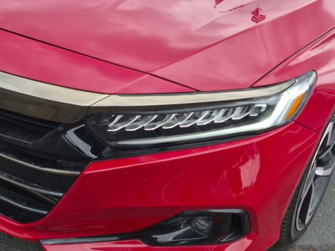 Used 2022 Honda Accord Sport image 12