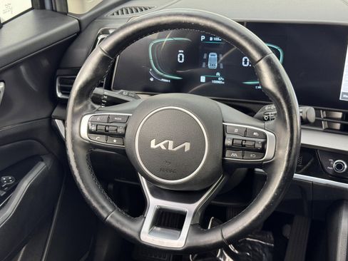 Used 2023 Kia Sportage EX image 18