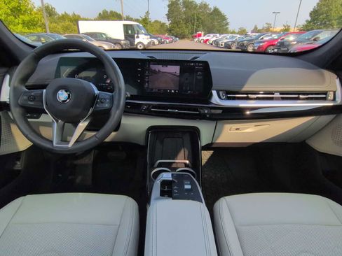 Used 2026 BMW X1 xDrive28i w/ Convenience Package AWD/4WD image 16