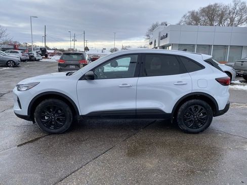 Used 2025 Ford Escape Active image 9