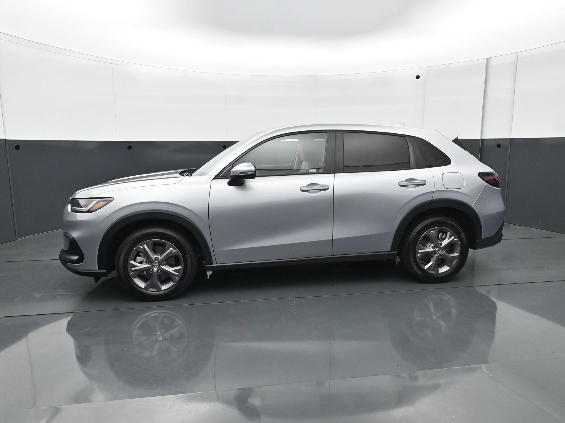 Used 2026 Honda HR-V LX image 3