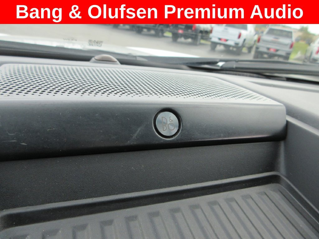 Used 2022 Ford F350 Lariat w/ Lariat Ultimate Package AWD/4WD image 22