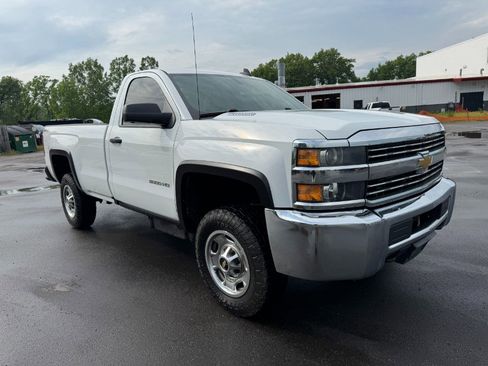 Used 2016 Chevrolet Silverado 2500 W/T w/ WT Convenience Package AWD/4WD image 7