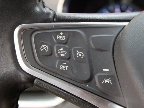 Used 2022 Chevrolet Equinox LT image 11