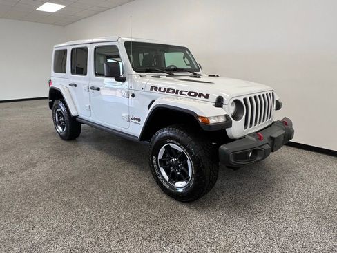 Used 2021 Jeep Wrangler Unlimited Rubicon w/ Uconnect 4C Nav & Sound Group image 17