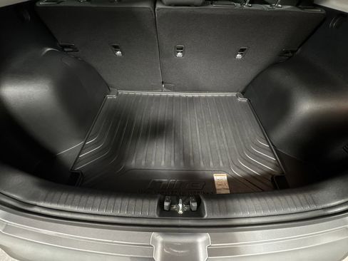 Certified 2022 Kia Niro LX image 30