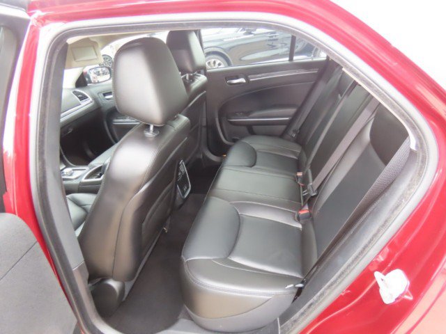 Used 2022 Chrysler 300 Touring L RWD image 18