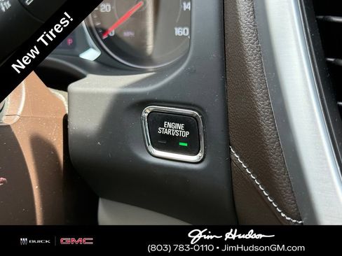 Used 2023 GMC Acadia SLT FWD image 31